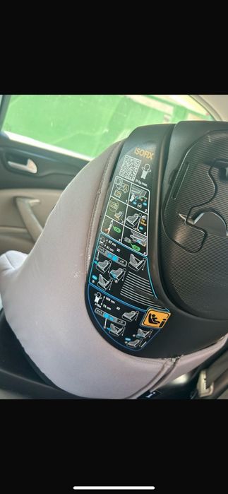 Scaun auto Maxi cosi axiss fix
