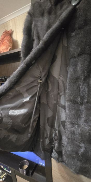 Продам шубу норковую