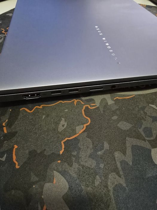 Asus Vivobook S14(S5406SA) garantie 2 ani, ecran OLED