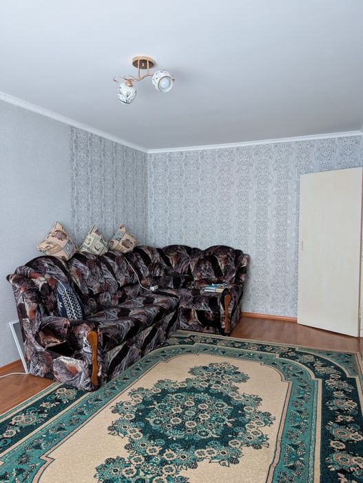 Продам квартиру 11-23, ( 3 комнатная )