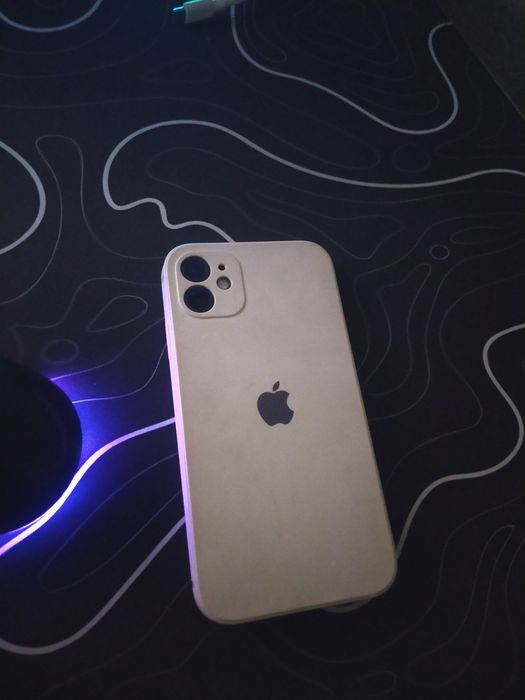 Срочно продам телефон