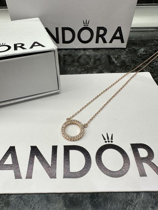 Колие Пандора