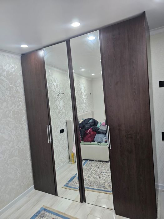 продам шкаф высота 2.40 ширина 1.95