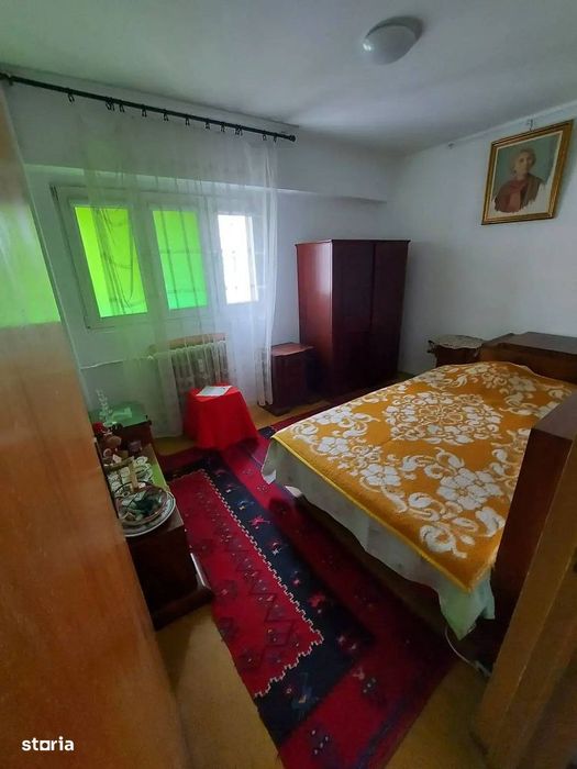 Apartament 3 camere Titulescu, vedere mixta,5 min de Piata Victoriei,