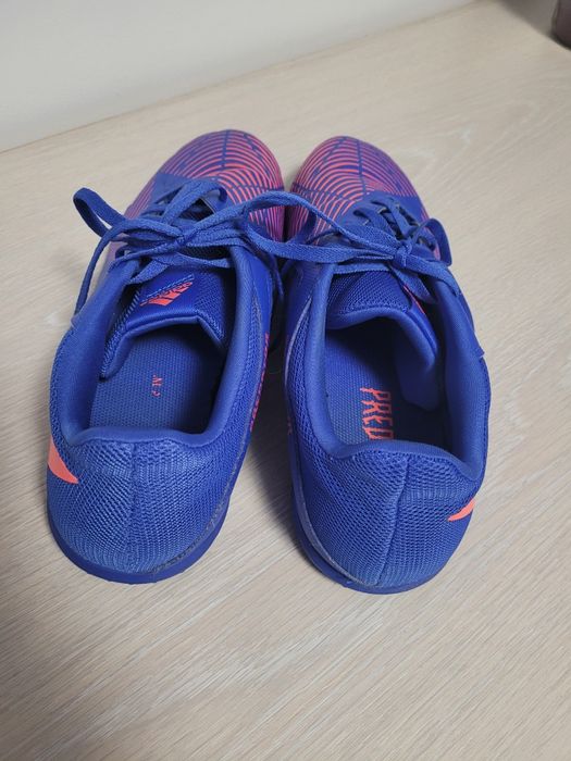 Adidasi predator, nr 46