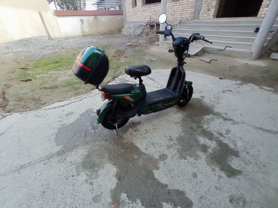 Продаётся скутер электро