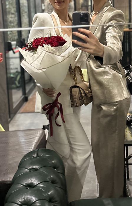 Patrizia Pepe сако и панталон златист