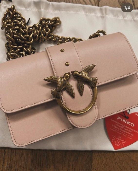 Дамски чанти Pinko