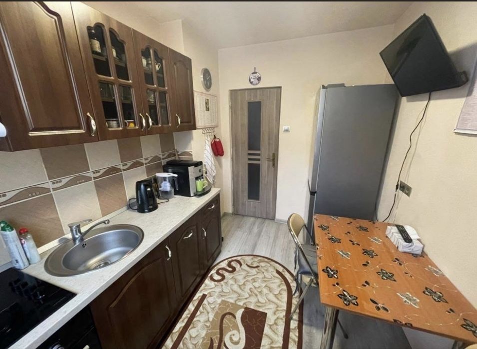 Vand apartament 2 camere in zona centrala