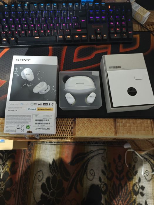 Слушалки Sony WF-SP800N