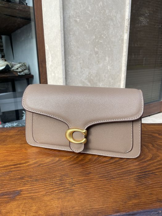 Coach дамски чанти различни цветове