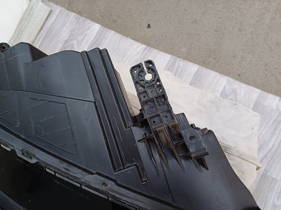 BYD Чемпион фара унг томони