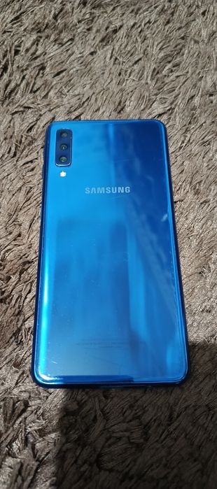 Продам SAMSUNG A7 2018год