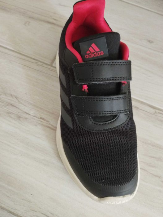 Маратонки на Adidas
