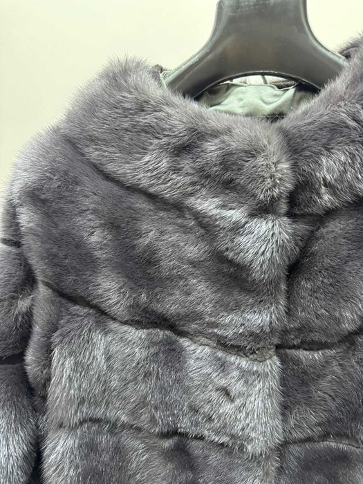 Продам норковую шубу 42-46
