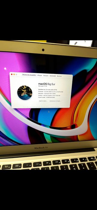MakBook Air 13 inci .8giga ram.2014