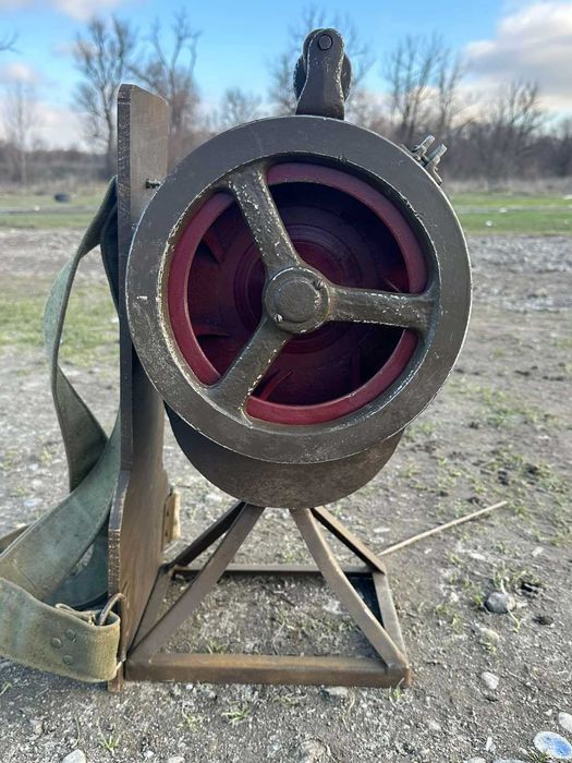 Военна Ръчна Сирена за Въздушна Тревога