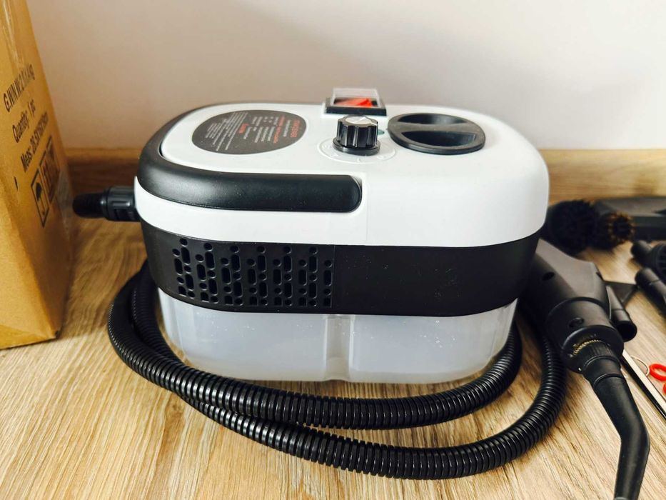 Мини преносима парочистачка 2500W 1200ml резервоар