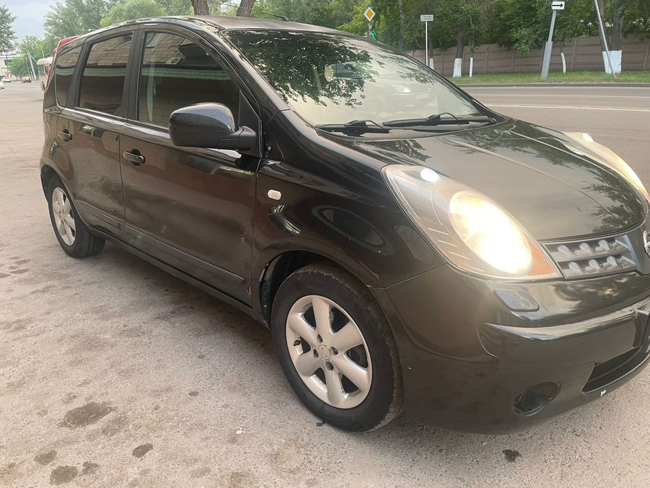 Nissan note e11 2007