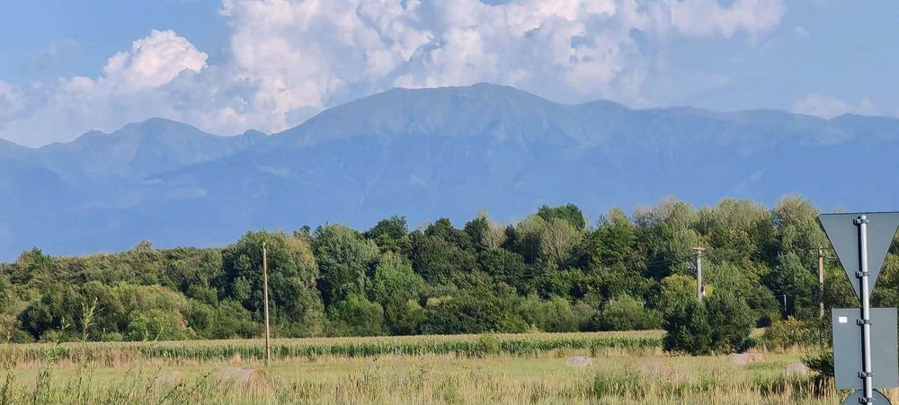 Vând teren intravilan 1767mp - Calea Cisnădiei (persoană fizică)