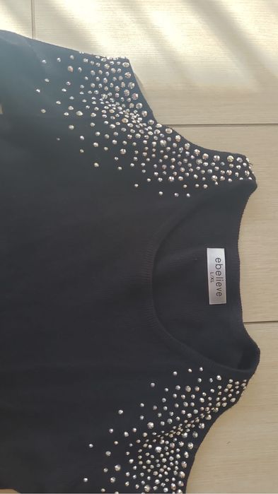 Vand rochite elegante