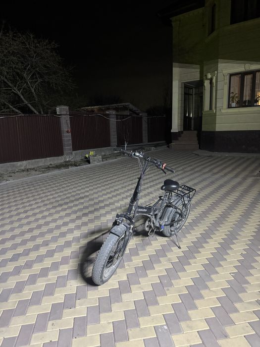 Пс 4про 2джостик100к электроный велик 1200 ват 100к