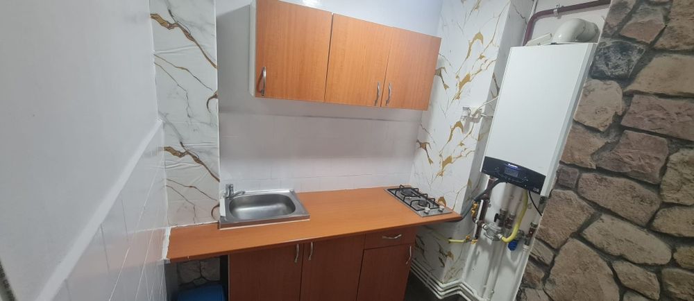 Închiriez garsoniera mobilata cartier Valea Rosie