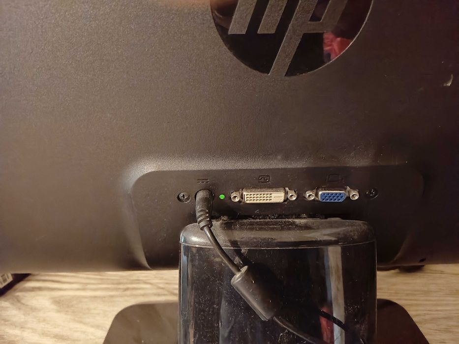 Монитор HP 20" диагональ