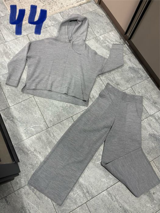 Продам женские комплекты