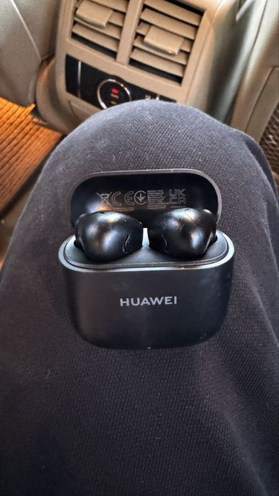 Безжични слушалки Huawei SE2