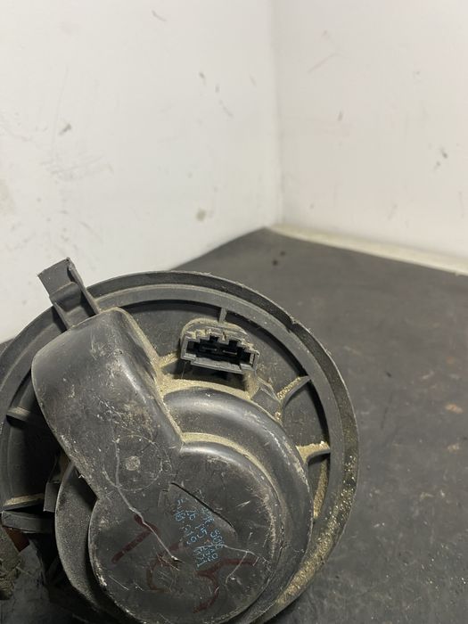 Ventilator aeroterma Volkswagen Vw Touareg 2.5 TDI 3.0 TDI VW T5