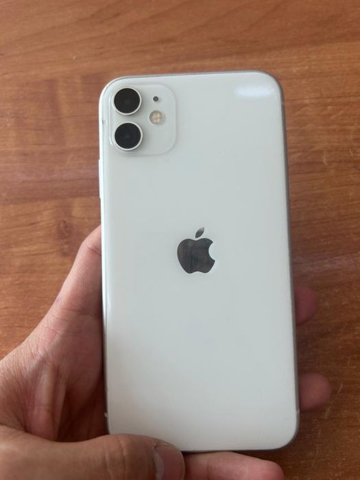 iPhone 11 4/128 gb
