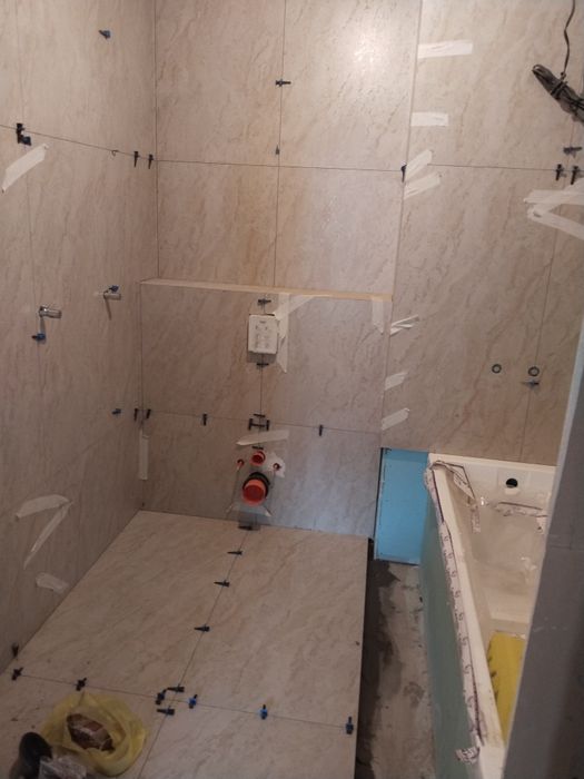 Кафельшик плиточник