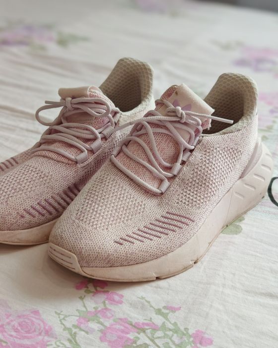 Дамски маратонки адидас