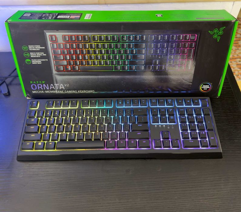 Tastatura Razer Ornata V2