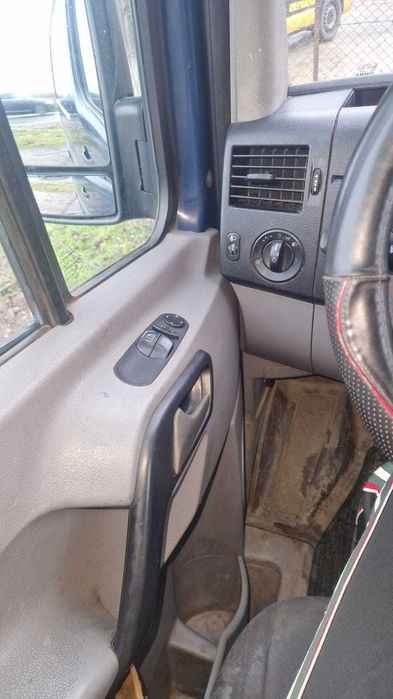 Vând sau schimb Mercedes sprinter an 2008