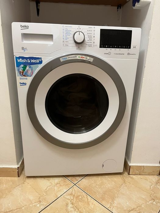 Masina de spalare cu uscator Beko