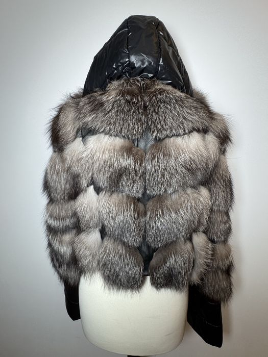 Haină din blană de vulpe – piele naturală, nouă, superbă