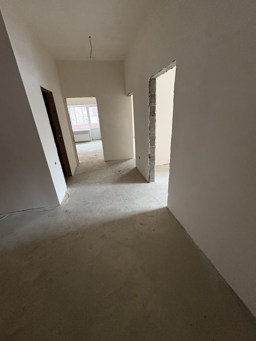 Продается 4 комнатная квартира