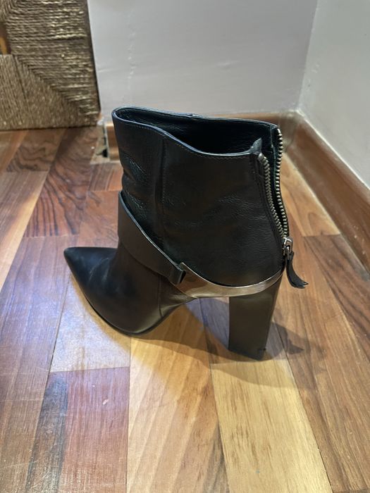 Италиански боти от естествена кожа