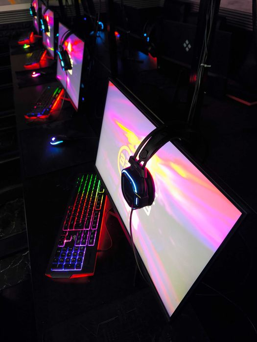 Продаётся готовый компьютерный клуб!