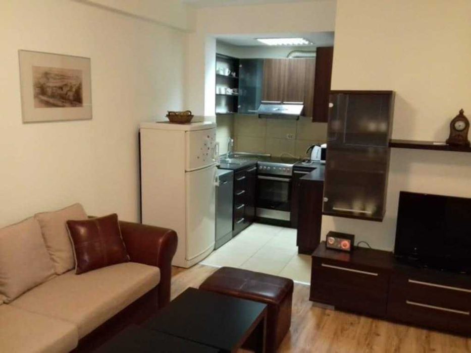 Дава се под наем Двустаен апартамент в Бургас, Славейков - 67 кв.м за 153 € - Снимка #1