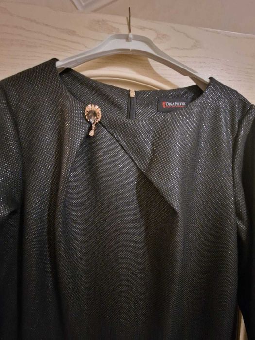 Продам новое платье