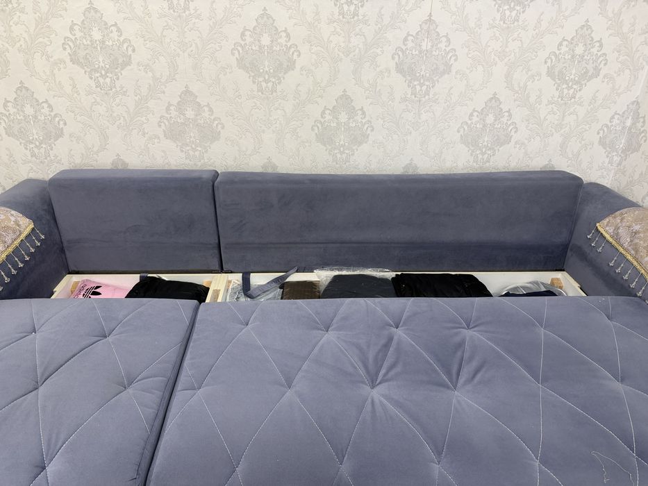 Продам диван книжка