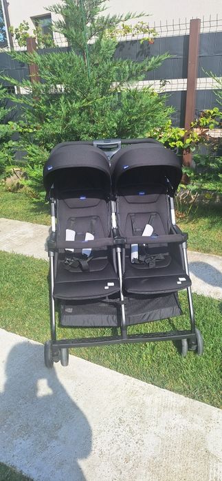 Carucior pentru gemeni chicco
