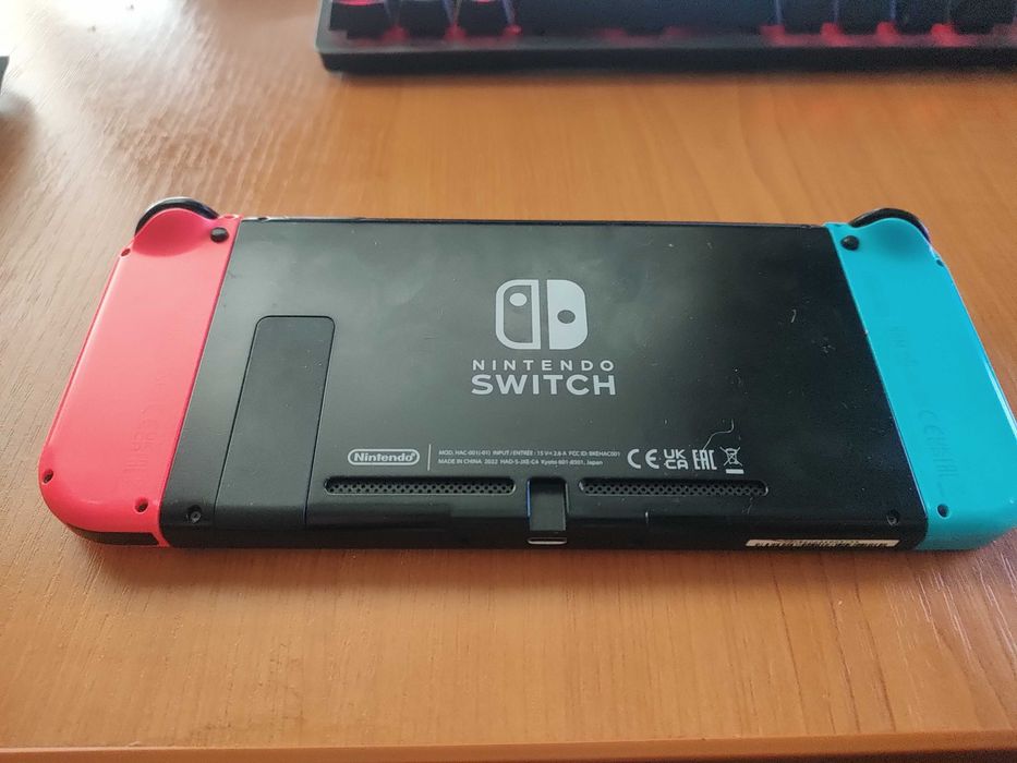 Nintendo switch plus 3 jocuri