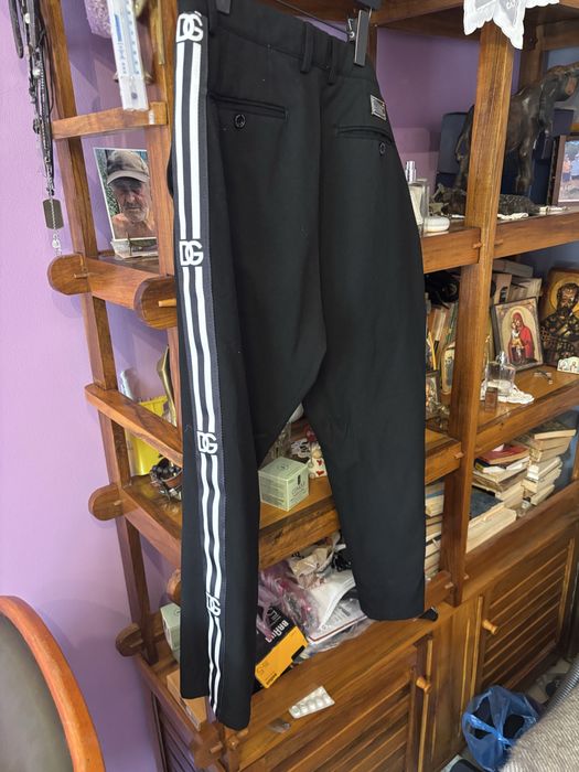 pantalonoi Dolce& Gabbana masura (M)