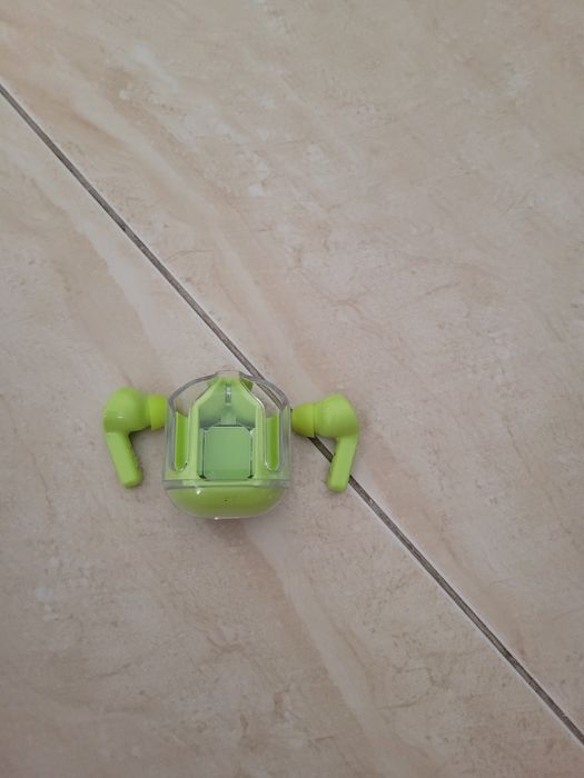 Слушалки безжични с bluetooth