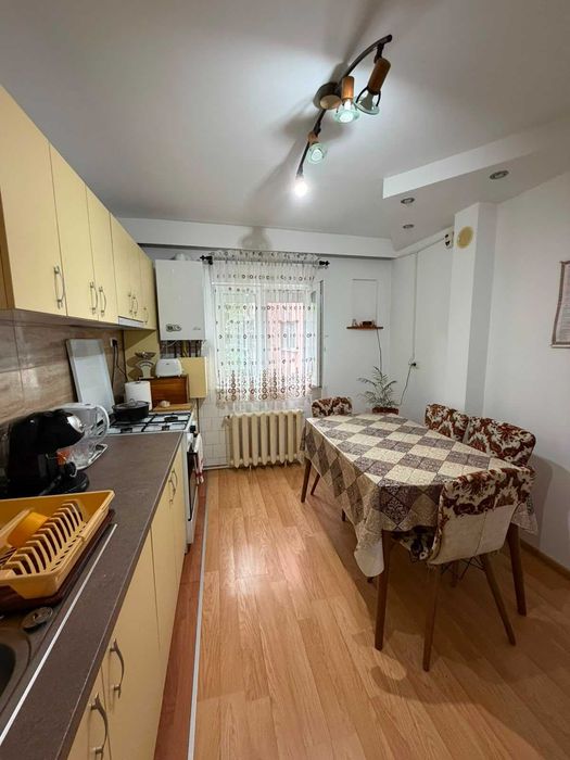 Vand Apartament 3 camere Centru Arad