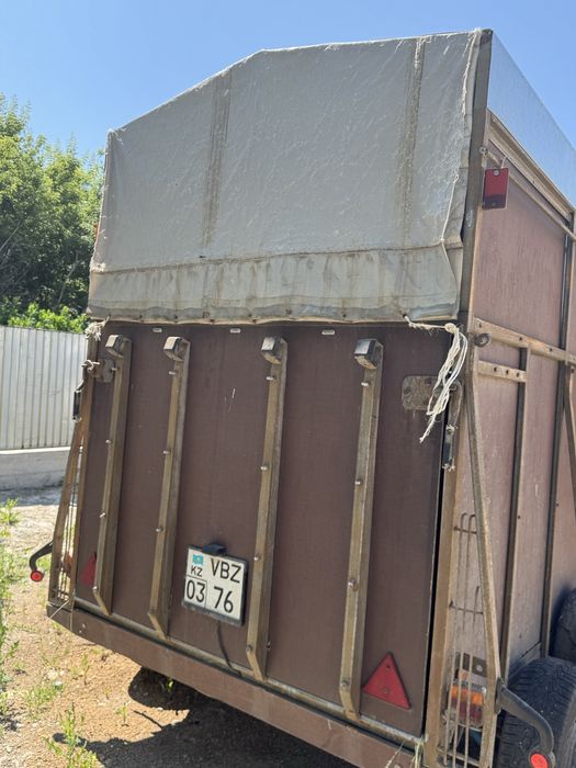 Коневоз прицепной